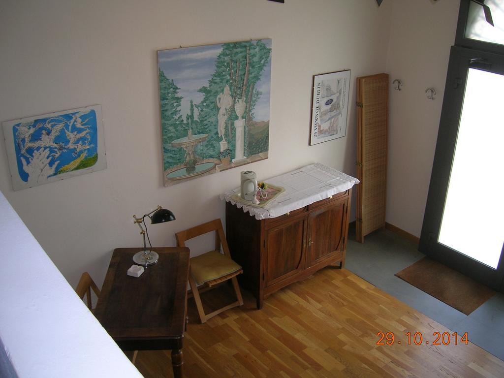 Lo Studio Terranuova Bracciolini Pokoj fotografie